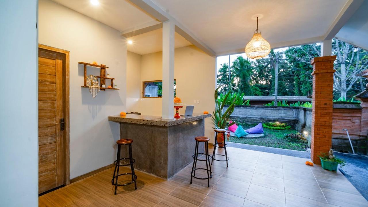 Aura Dormitory House Ubud 外观 照片